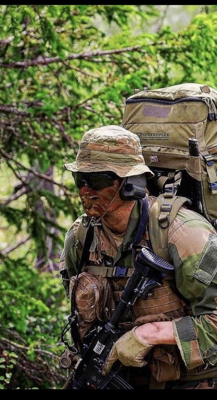 Gard Laeskogen during field experience in the Norwegian Armed Forces